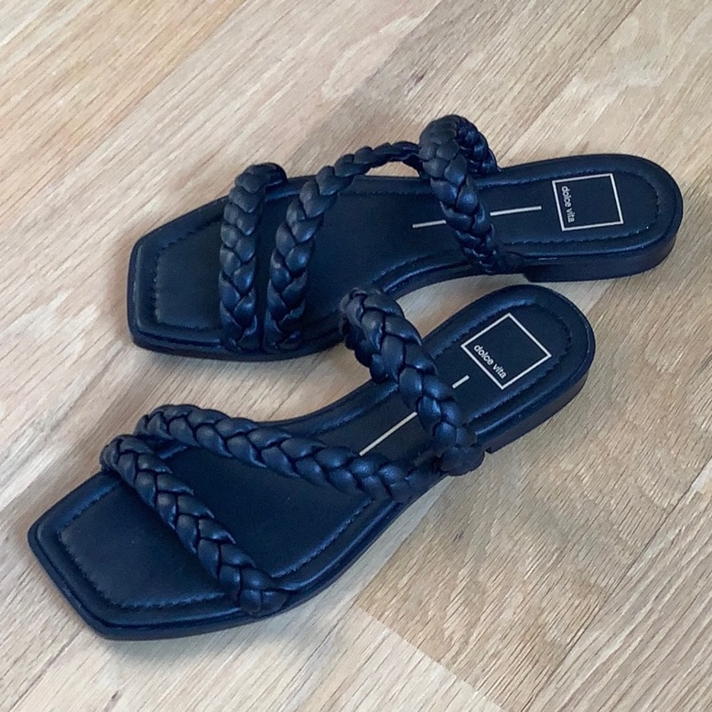 Dolce Vita Braided Flat Sandal size 8.5